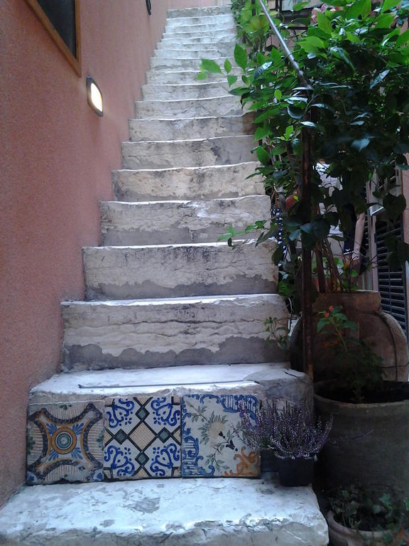 Il Cortile Fiorito Apartment Trapani Ngoại thất bức ảnh