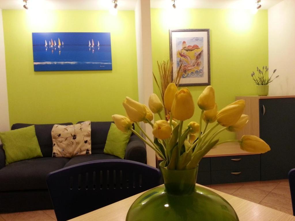 Il Cortile Fiorito Apartment Trapani Ngoại thất bức ảnh